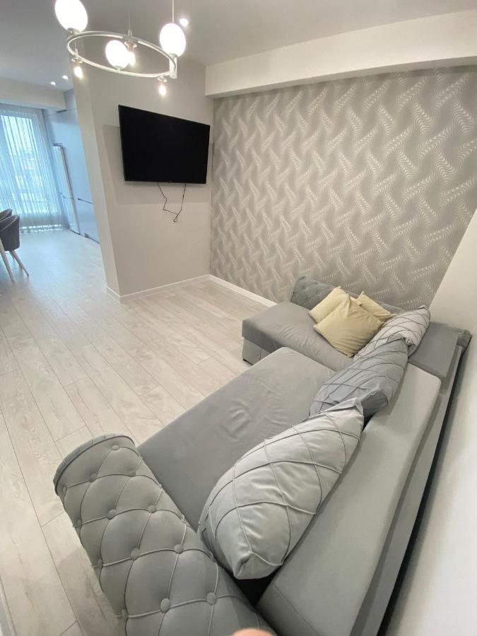 Tourist Grand Ismail Apartments Chişinău Esterno foto