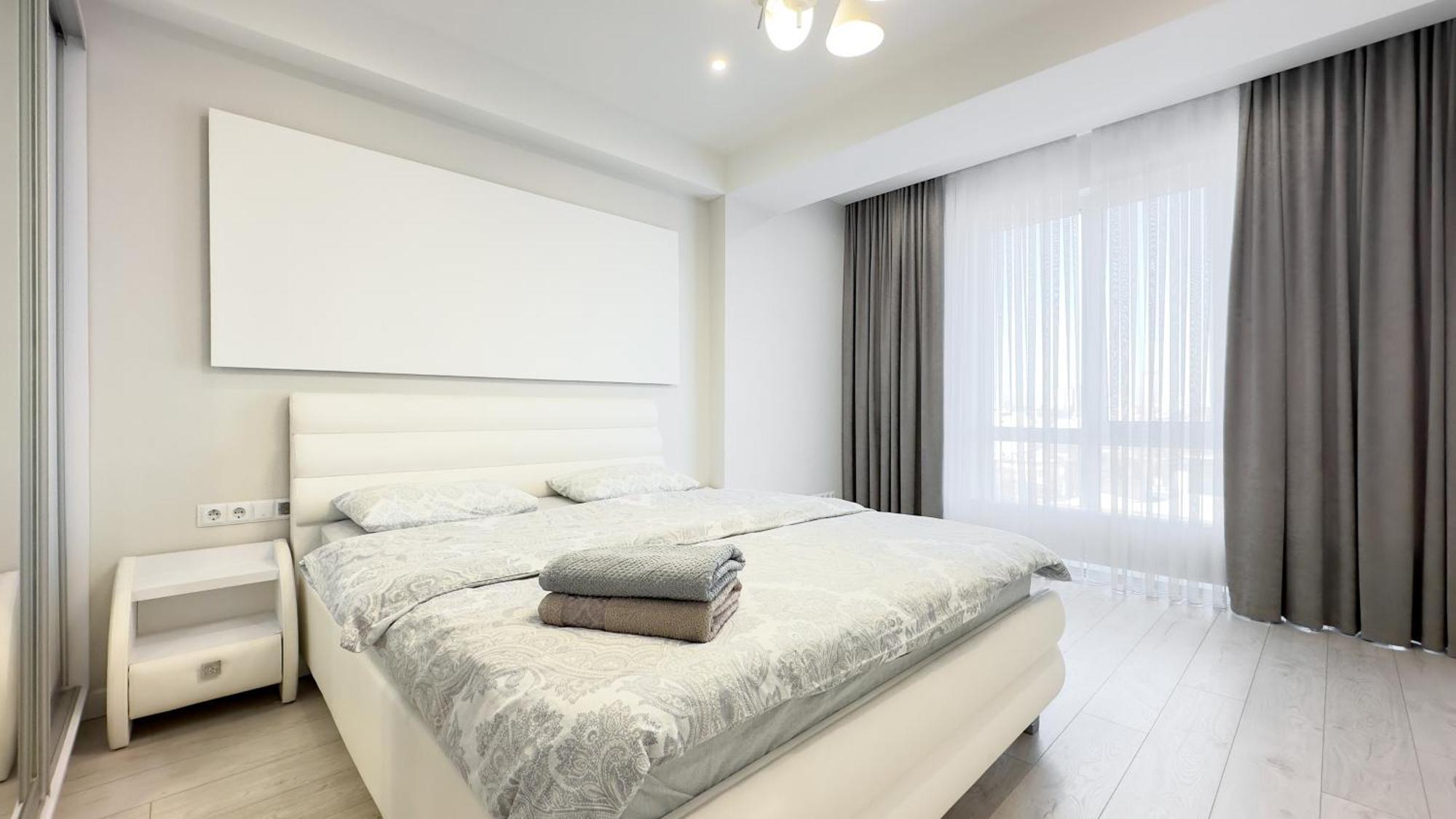 Tourist Grand Ismail Apartments Chişinău Esterno foto